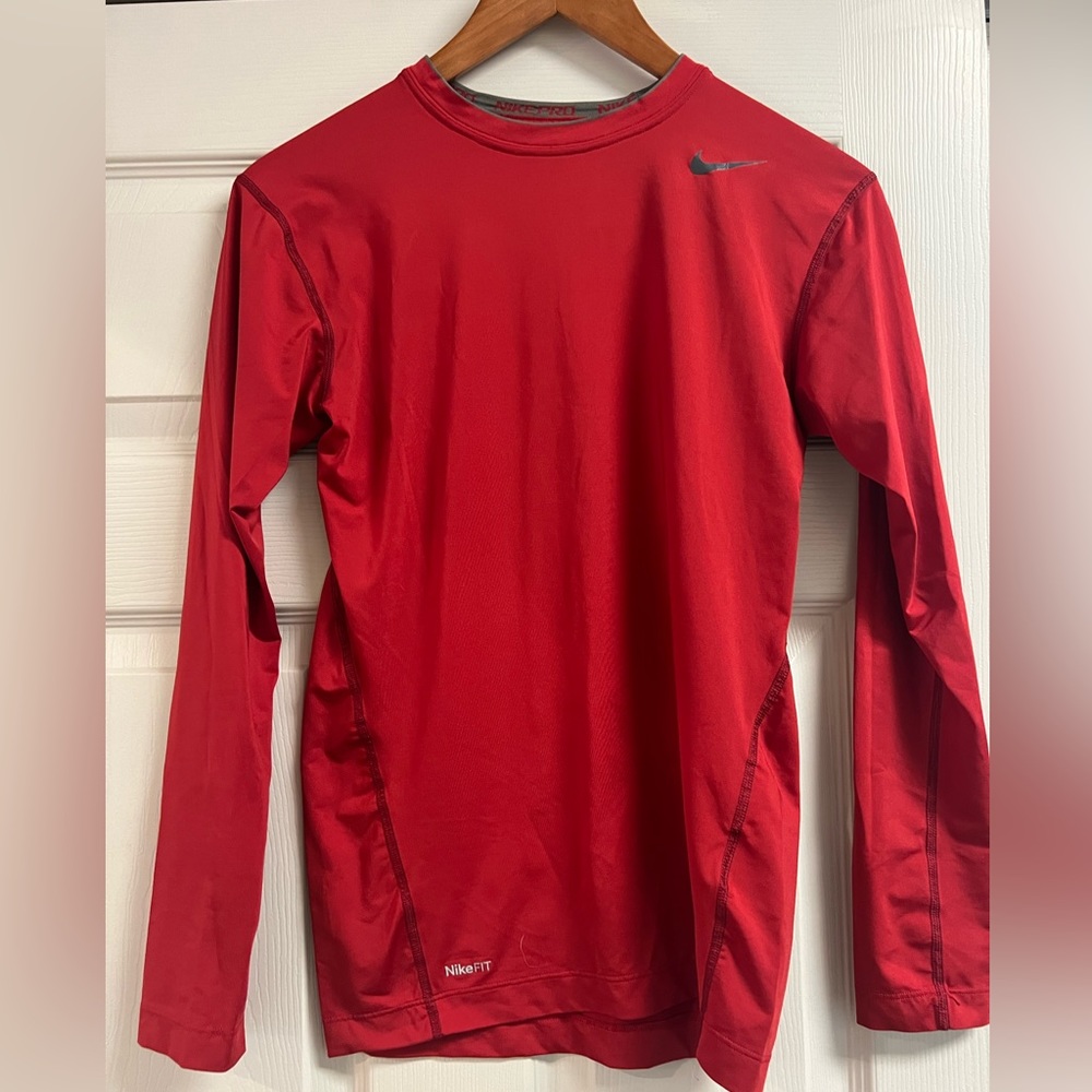 Nike shirt. Size small.  Unisex